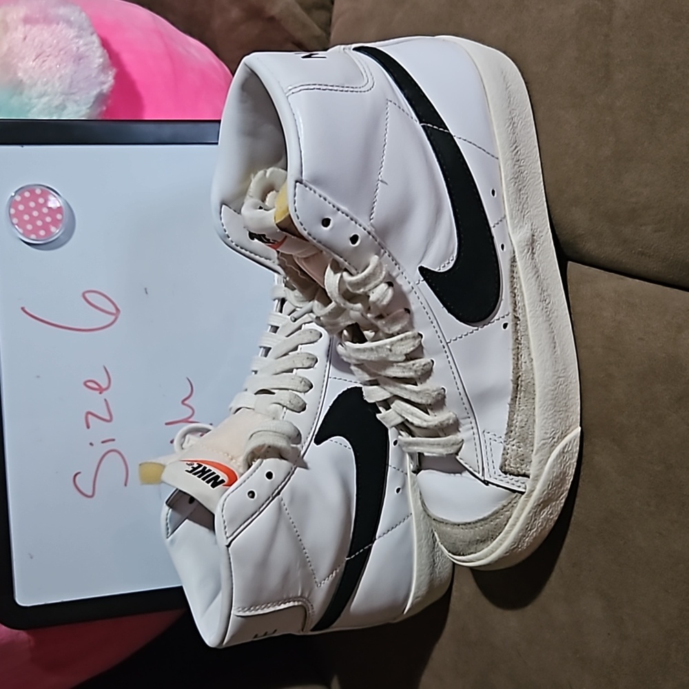 Nike Blazer Mid '77Women's Shoes